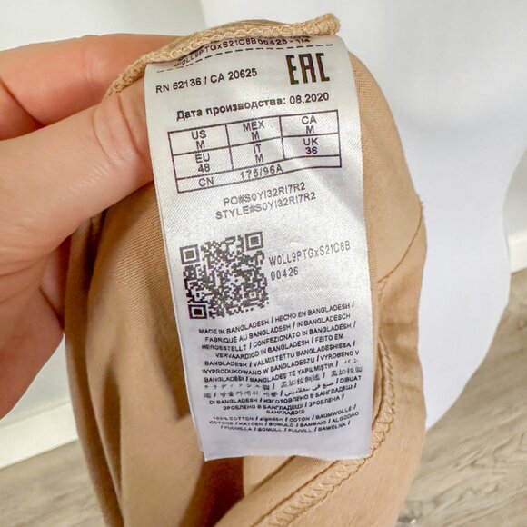 Guess Men's Tan T-Shirt with Logo Patch - Picture 8 of 8